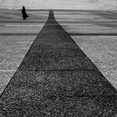 Florence-S-01-La-dame-en-noir